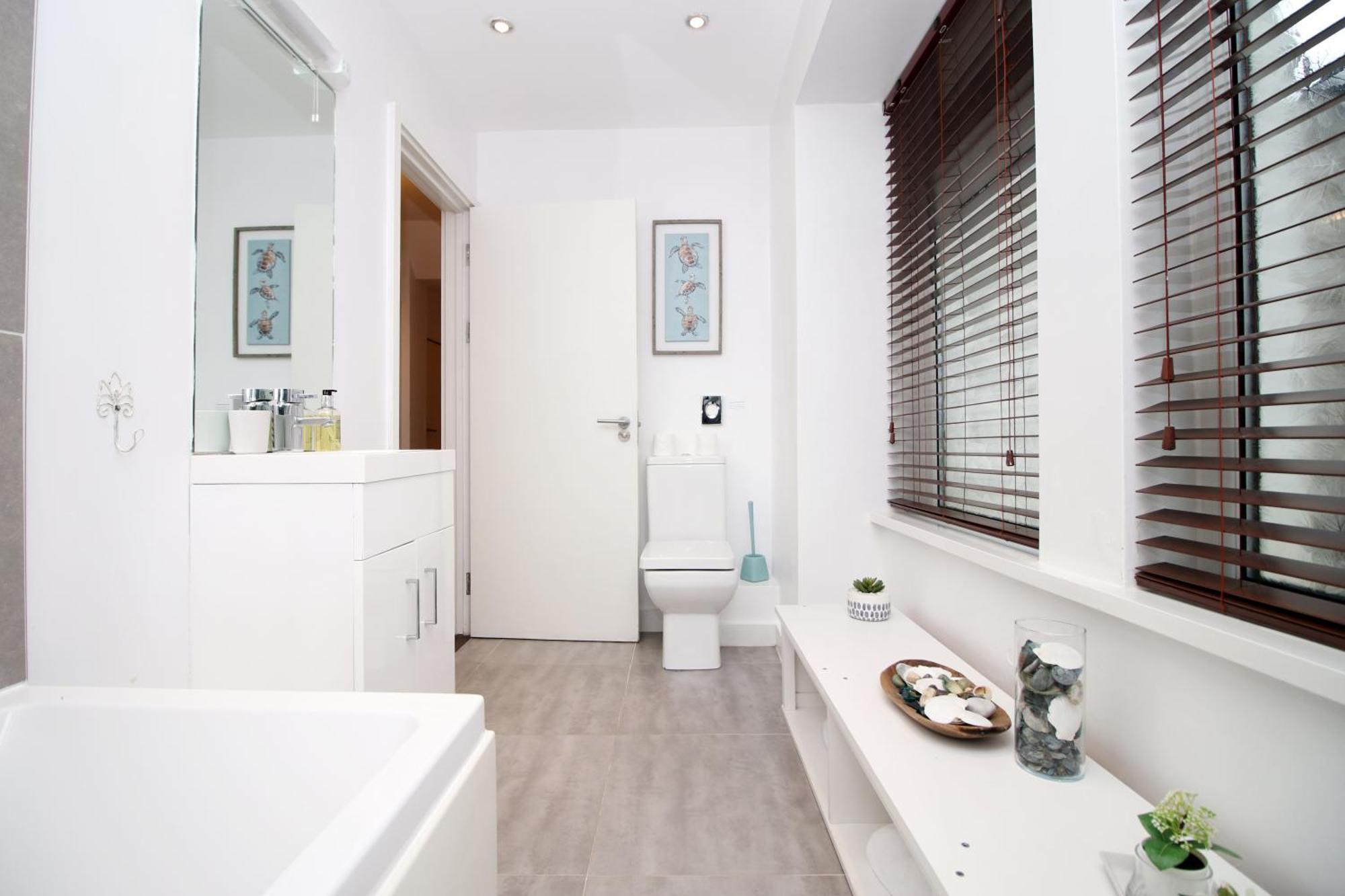 Coastal Penarth Dream! Close To Cardiff Superb Location Near Bars And Restaurants! Dog Friendly And Welcome Breakfast Pack! Exteriör bild